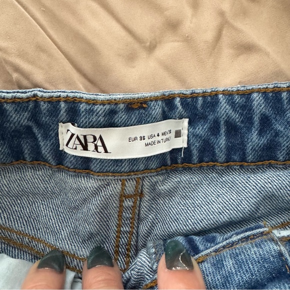 Zara High Waisted Distressed Blue Denim Straight Women's Jeans Size 4 - Picture 6 of 6